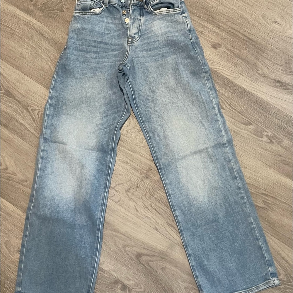 Forever 21 Light Blue Relaxed Jeans